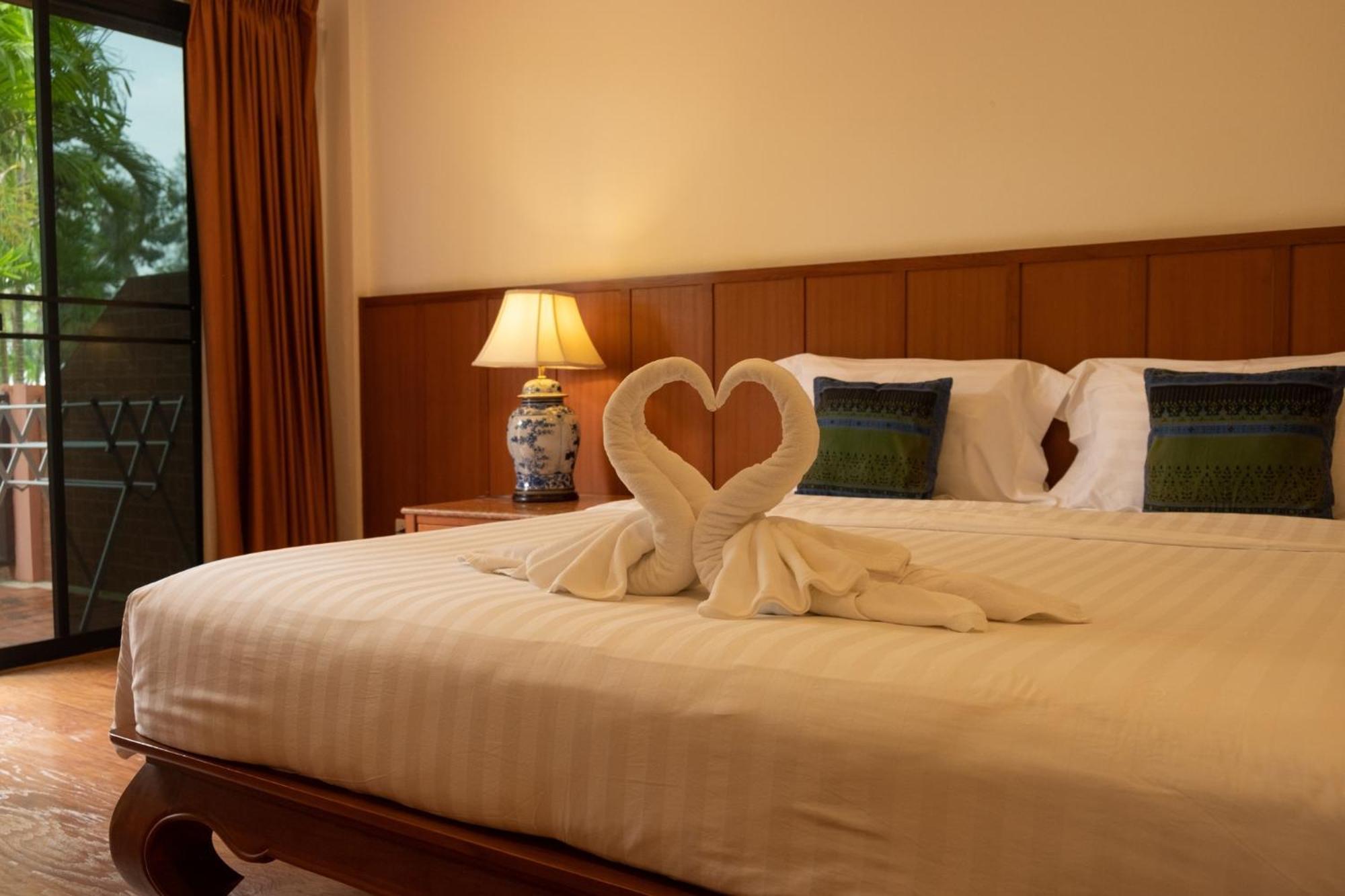 Sailom Resort Bangsaphan Bang Saphan Exteriör bild