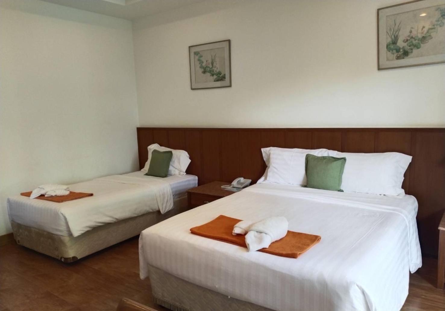 Sailom Resort Bangsaphan Bang Saphan Exteriör bild