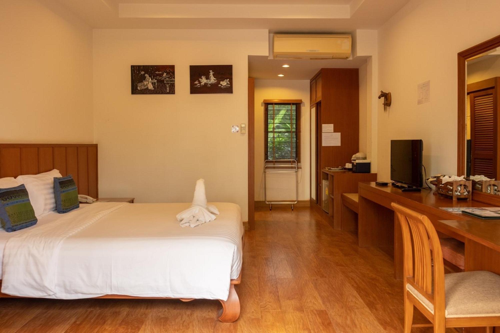 Sailom Resort Bangsaphan Bang Saphan Exteriör bild